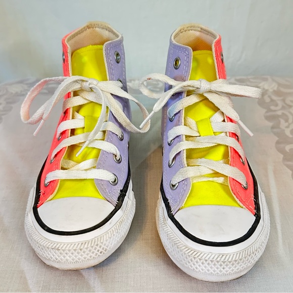 Converse Chuck Taylor All Star Youth Size 12 Multi Neon Colors Preowned GUC - Picture 1 of 8